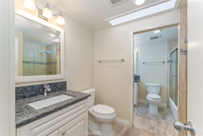 Building Photo - 707 Avenida Majorca