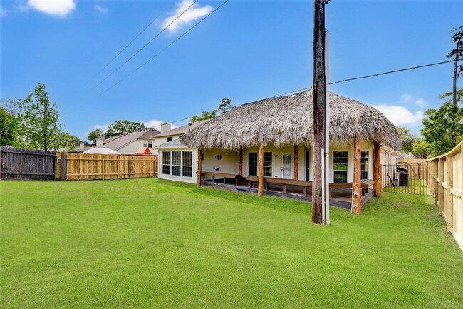 Building Photo - 25910 Oakridge Forest Ln