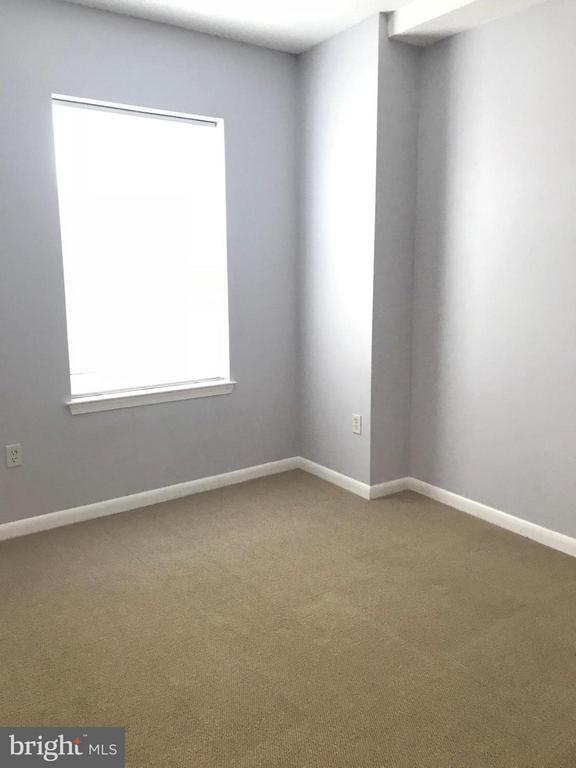 Building Photo - 1111 11th St NW