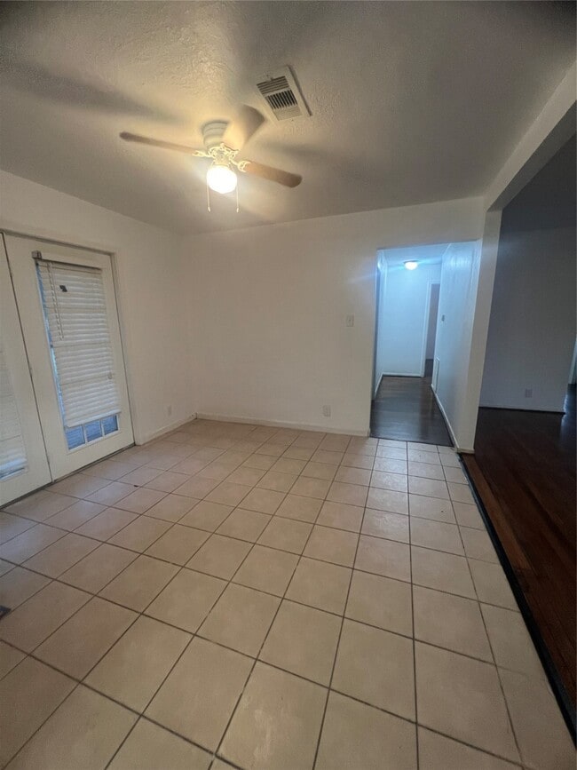 Building Photo - 721 S 3rd St