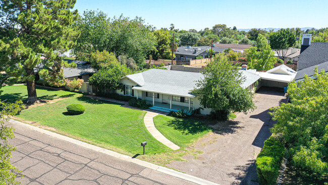 Building Photo - House at Glendale/Central! JOIN THE WAITLI...