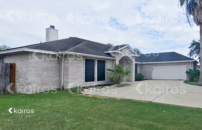Building Photo - 15334 Guadalupe River Dr