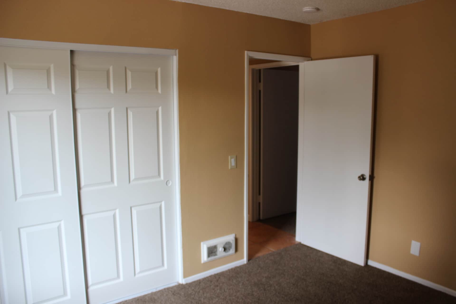 Building Photo - 5217 Jefferson Sq