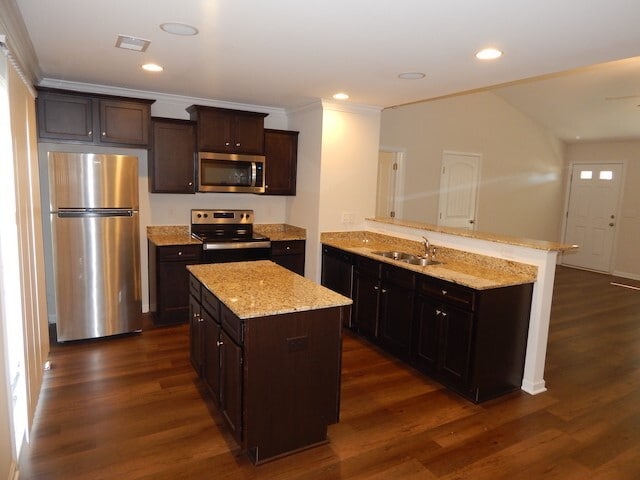 Building Photo - 101 Eaton St