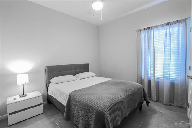 Building Photo - 23 Maryland St