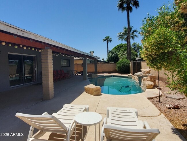 Building Photo - 4404 S Rita Ln