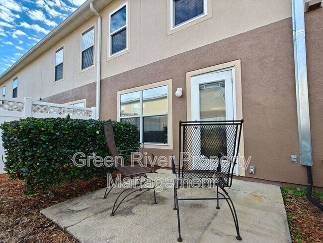 Building Photo - 1500 Calming Water Dr