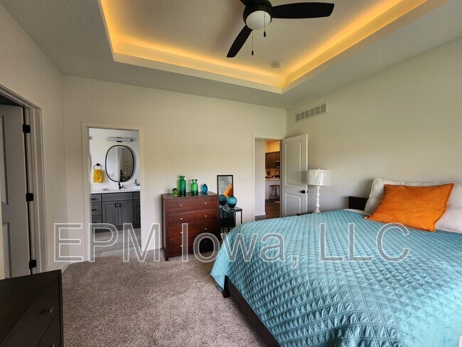 Building Photo - 114 Dogwood Ln