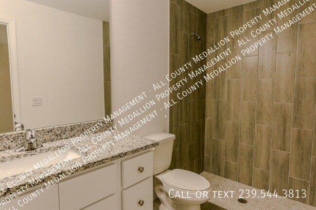 Building Photo - 917 Graystone Ave