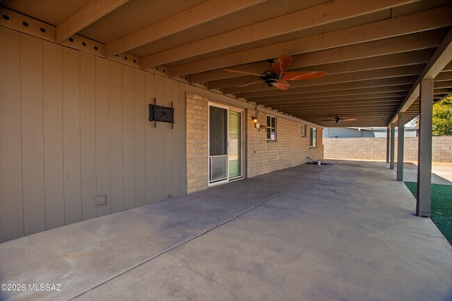Building Photo - 7660 N Nathan Hale Ave