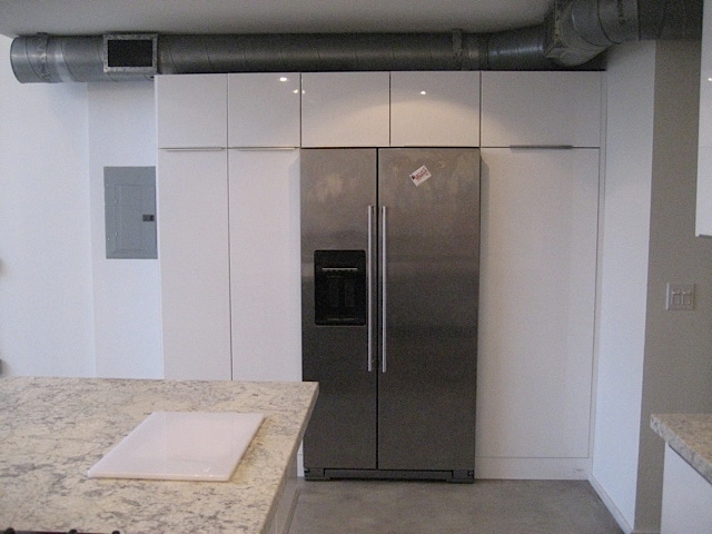 Building Photo - 221 Island Ave