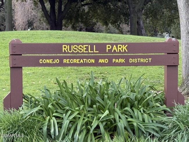 Building Photo - 3042 E Cumberland Ct