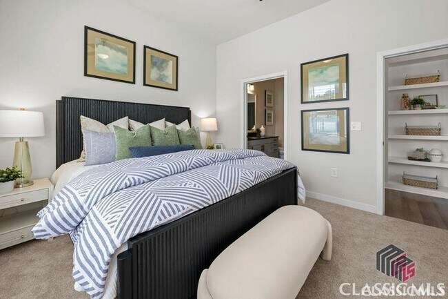 Building Photo - 180 Newton Bridge Rd