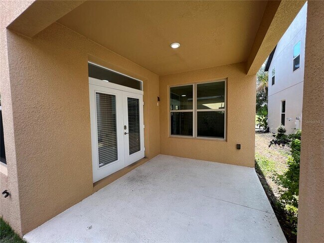 Building Photo - 6526 Golden Dewdrop Trail