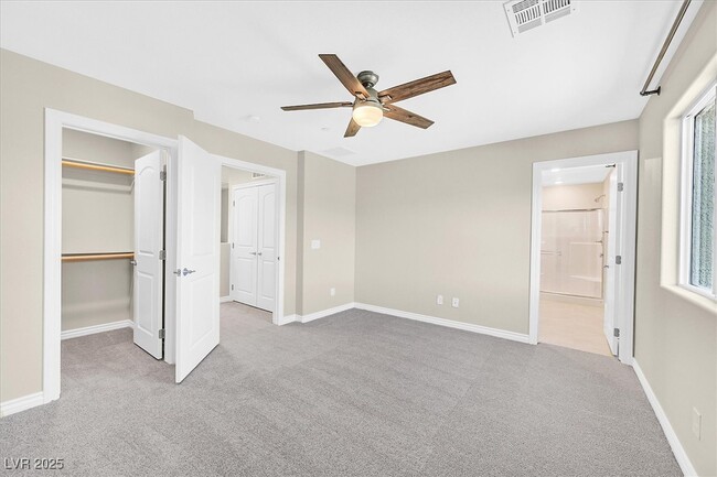 Building Photo - 366 Rosefinch St