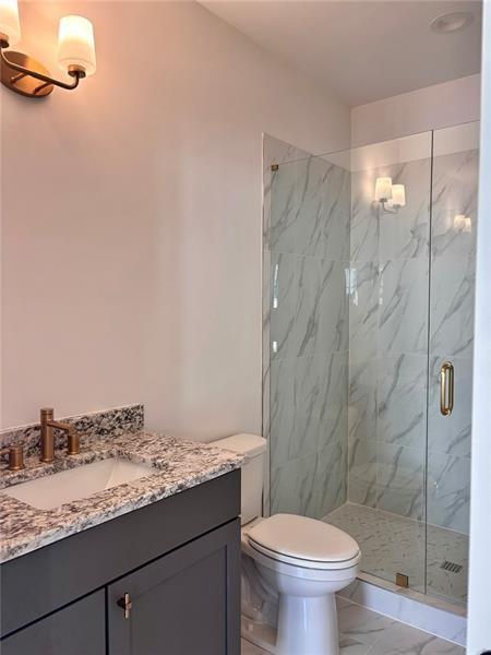 Building Photo - 655 Mayfair Ct