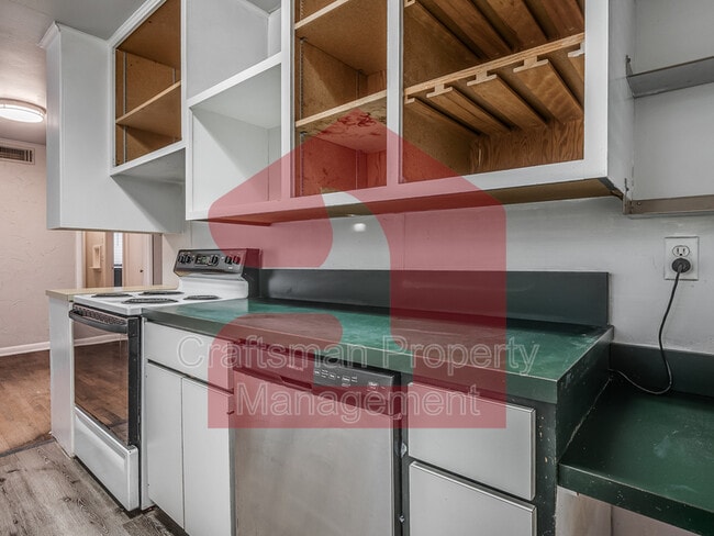 Building Photo - 2915 NW 72nd St