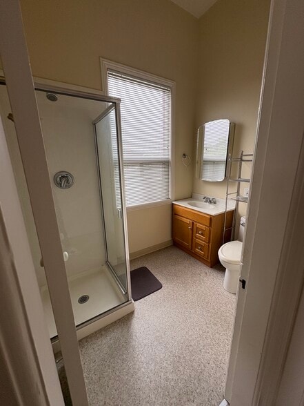 Building Photo - 2310 Pacific Ave