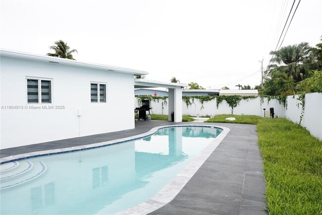 Building Photo - 11520 SW 57th St