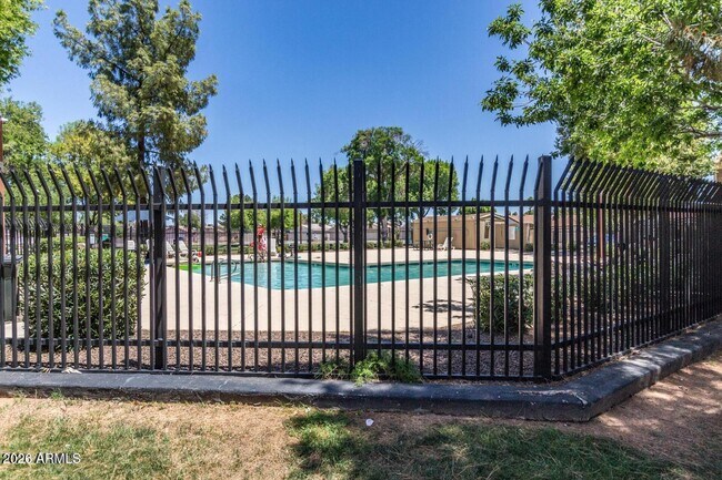 Building Photo - 3320 W McRae Way