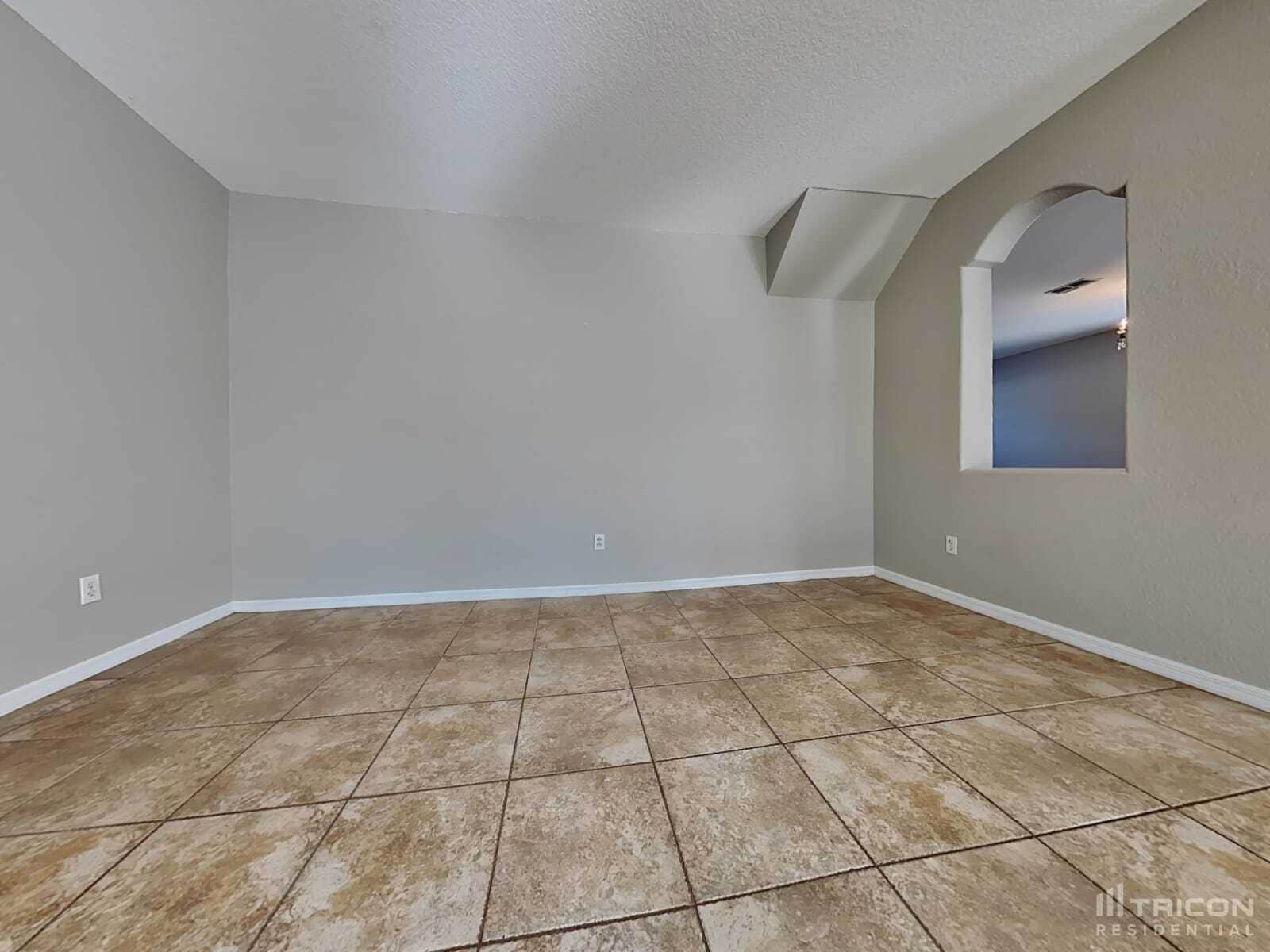 Building Photo - 10636 Deerberry Dr