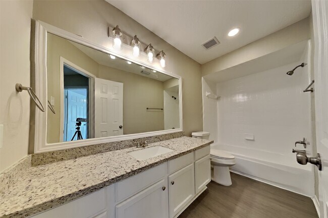 Building Photo - 12618 Duchess Ln