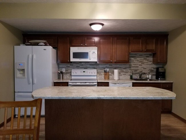Building Photo - 4273