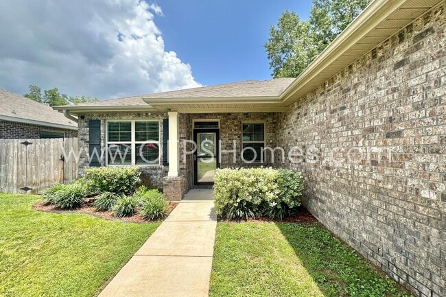 Building Photo - 216 Green Dr