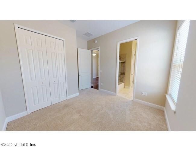 Building Photo - 323 Tate Ln