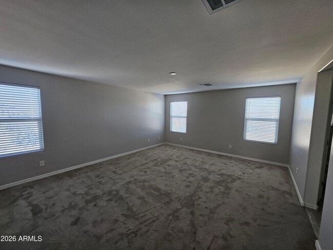 Building Photo - 3010 E Augusta Ave