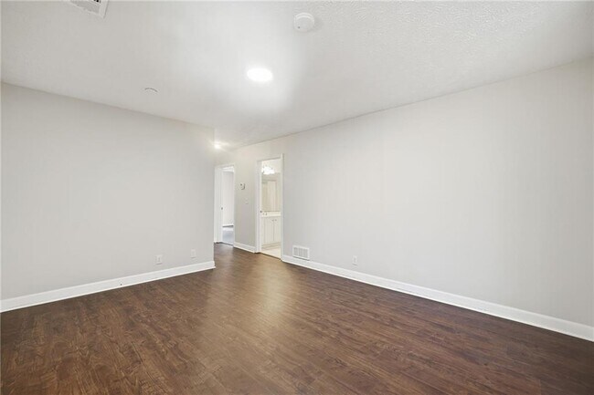 Building Photo - 3890 Steve Tate Hwy