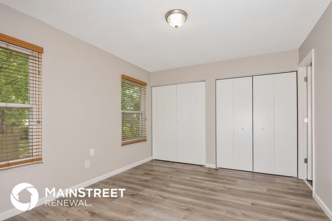 Building Photo - 5 Northwinds Dr