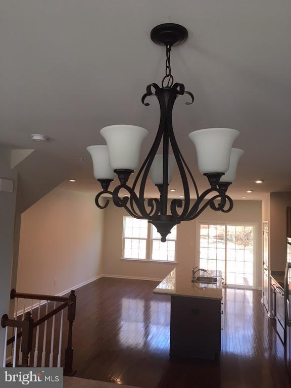 Building Photo - 172 Mulberry Dr