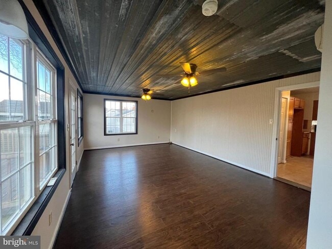 Building Photo - 2712 Canada Hill Rd