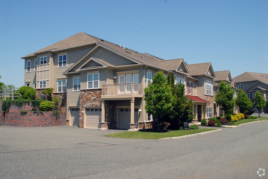 Parkland View 1055 Cetronia Rd Breinigsville PA 18031 Apartment Finder