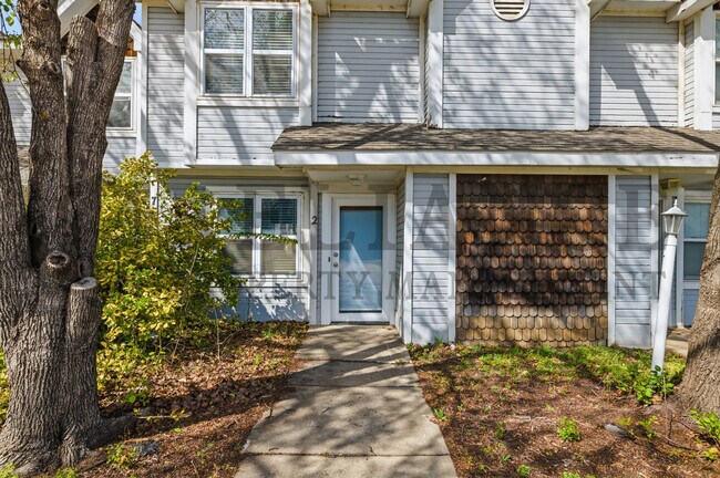 Building Photo - 7302 W Douglas Ave