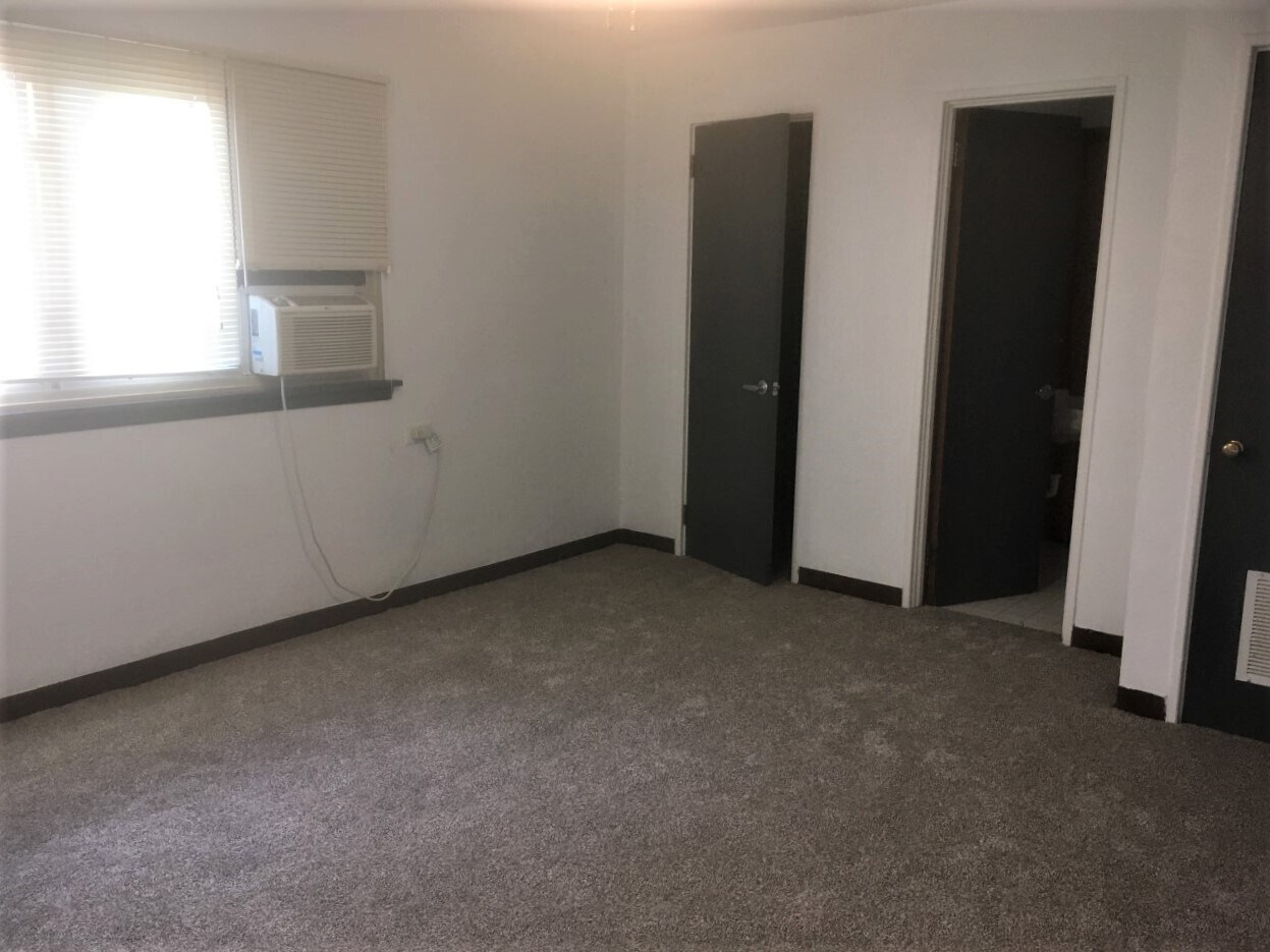 Building Photo - 1543 2nd St