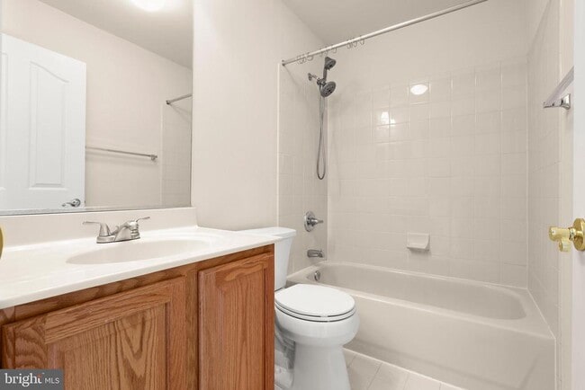 Building Photo - 618 Berwick Ct