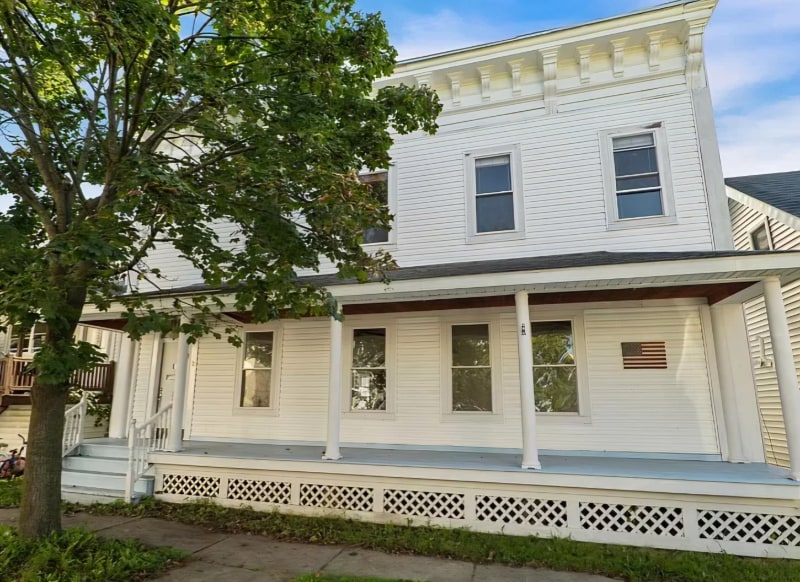 Building Photo - 11 First Street