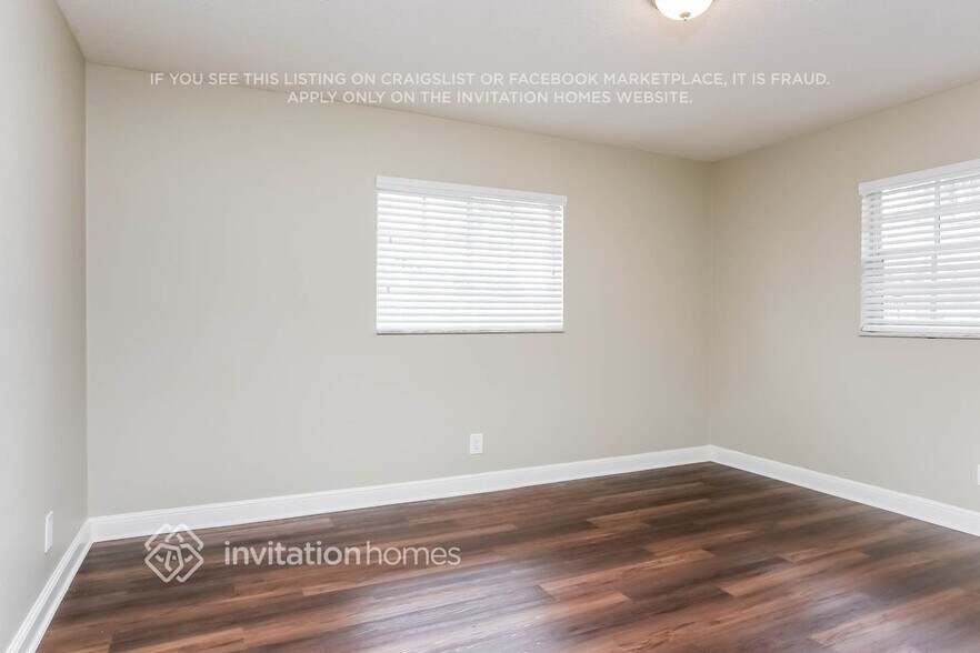 Building Photo - 6713 Riparian Rd