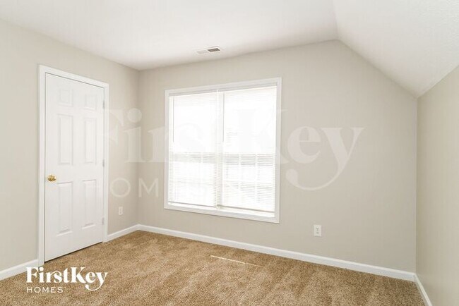 Building Photo - 4810 Manteo Ln