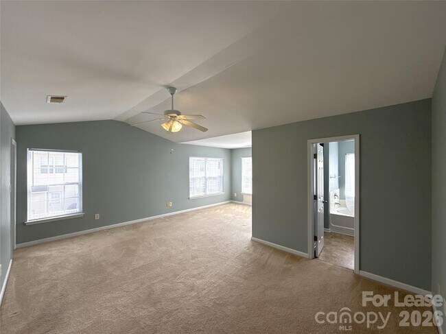 Building Photo - 7023 Brighton Park Dr