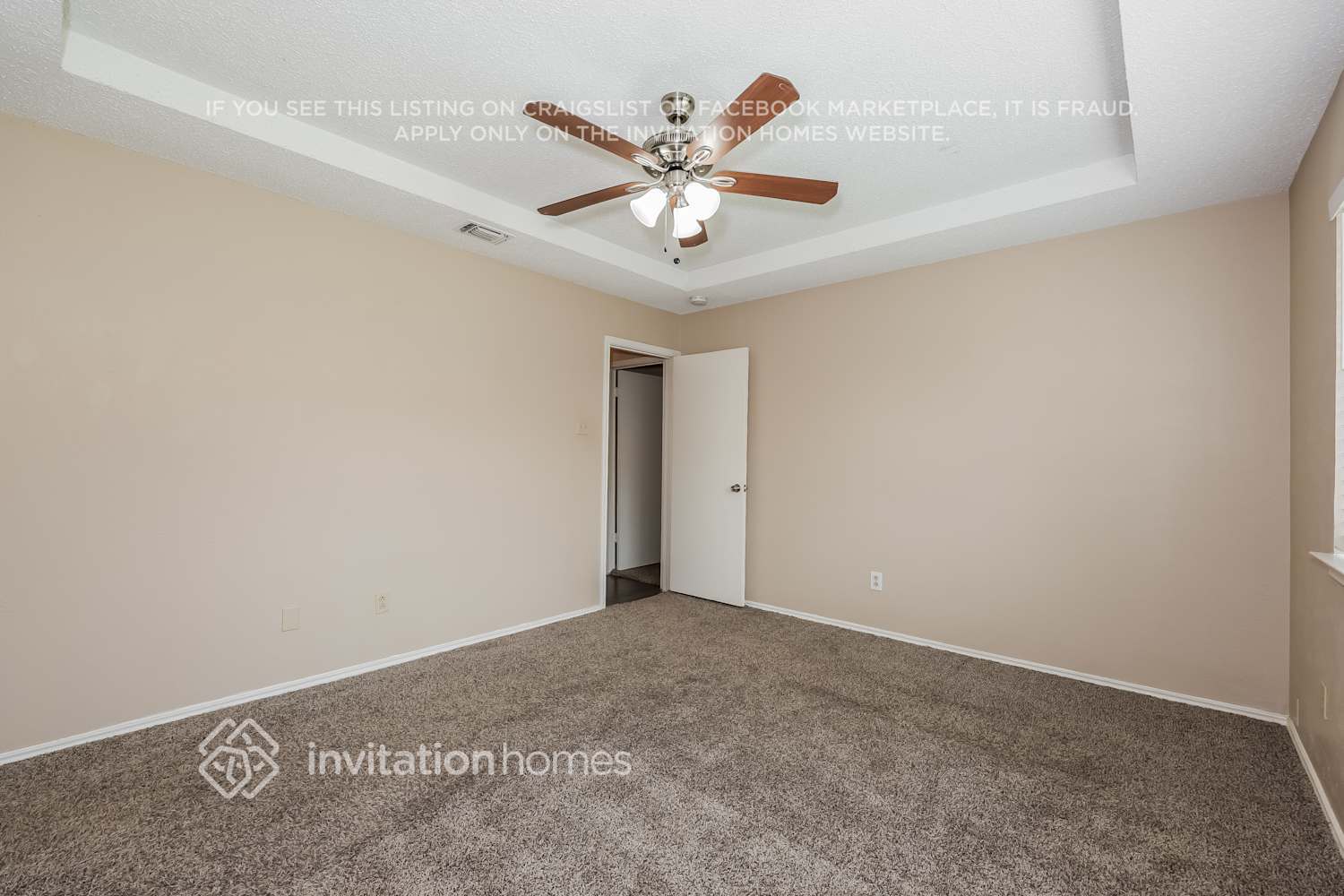 Building Photo - 1741 Canterbury Ln