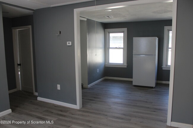 Building Photo - 335 Phelps St