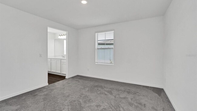 Building Photo - 1640 Sanibel Dr