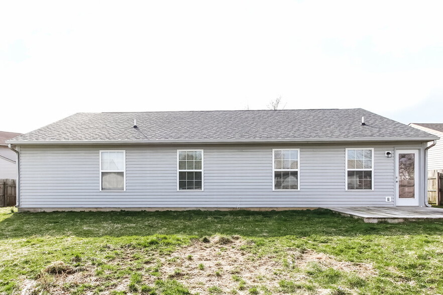 Building Photo - 6337 River Valley Way