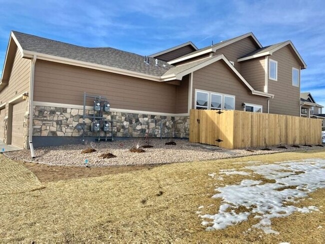 Building Photo - 3 Bed, 2.5 Bath Townhome in West Greeley. ...