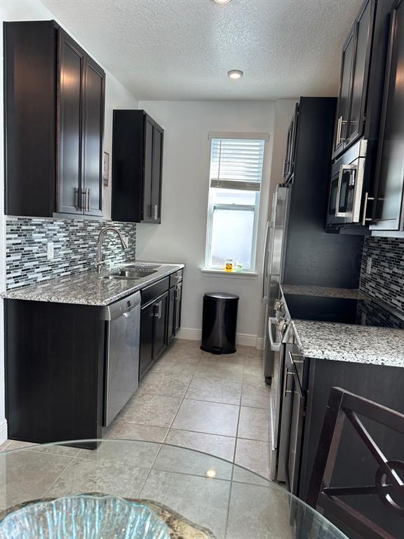 Building Photo - 8941 Sperry St