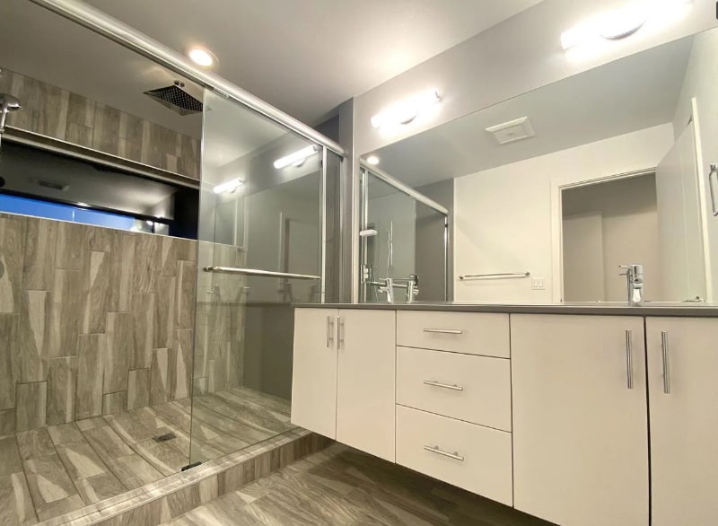 Building Photo - 2854 SW Adams St