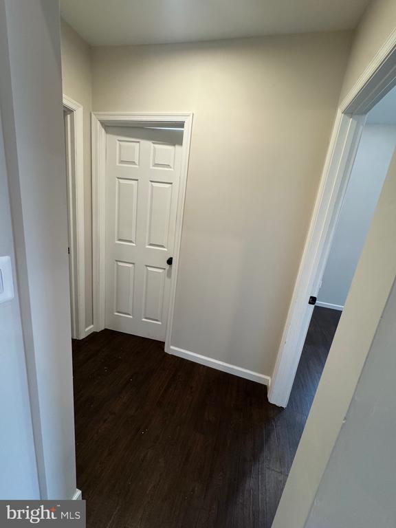 Building Photo - 122 S Haviland Ave